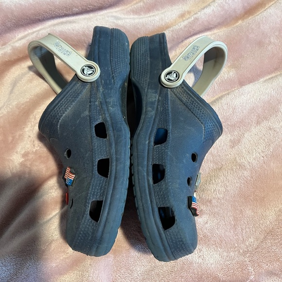 Navy crocs, cubs, with decorative stars, flags - Picture 4 of 5